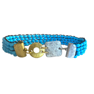 Beaded Brac 1/2" Aqua bds w/Brs Circle & Alu Sq