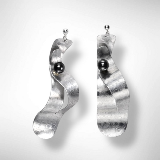 VIBE 1 Wavy Dangle Post Earrings from the SOUND Collection with Simulated Pearls