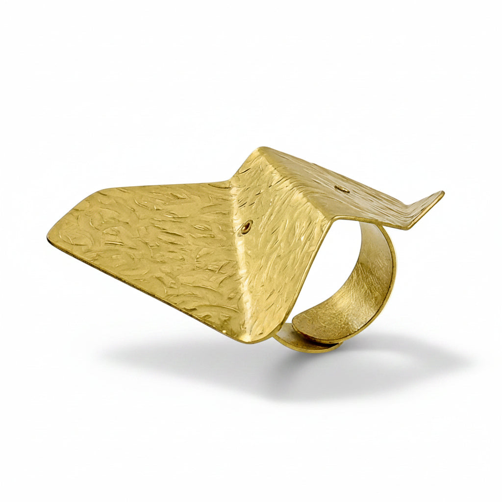 FIGURE | WONDER 1 Bold Cross Finger Adjustable Ring