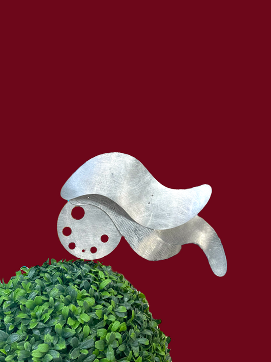 Garden Sculpture - Eddy