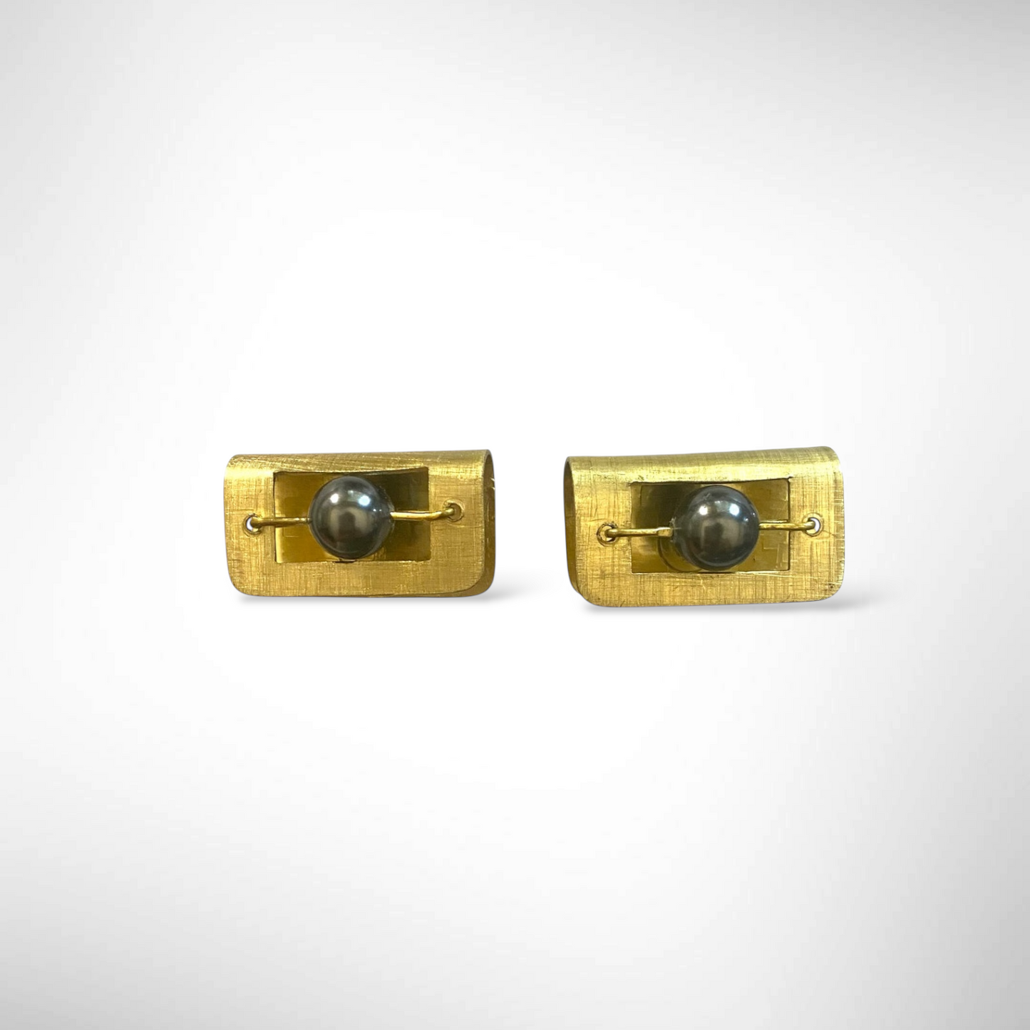 BOOK Small Horizontal Post Earrings