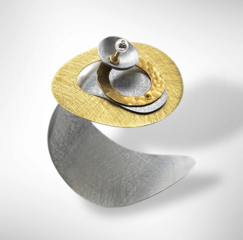 FLOWER Stunning Multi-dimensional Cuff