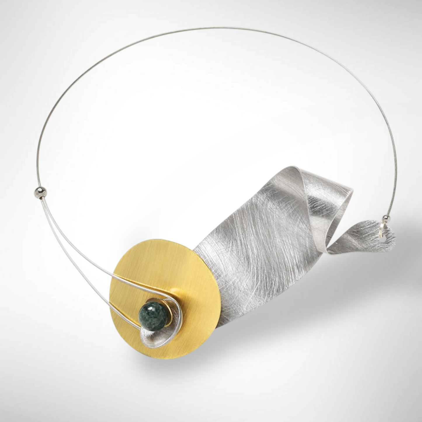 WIND - Short Wavy Artistic Metal Statement Necklace