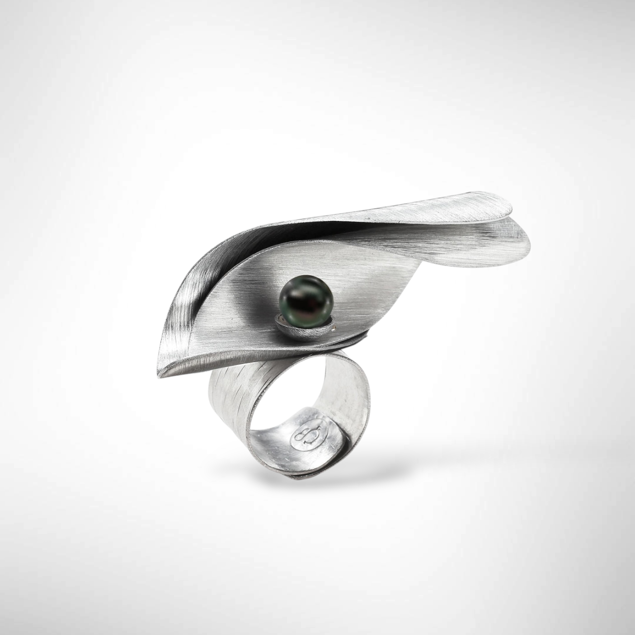 BREAK Double Wave Cross Finger Adjustable Ring with simulated Pearl from the WATER Collection
