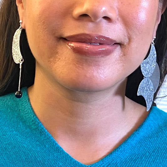 BRIGHT MOON -Striking Mix-Match Earrings with Onyx from the Lunar Collection