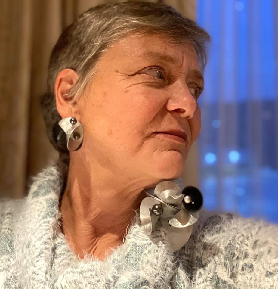 VOLUME 1 Flattering, Multi-Sided Post Earrings from the SOUND Collection with Recycled Record Vinyl and Simulated Pearls